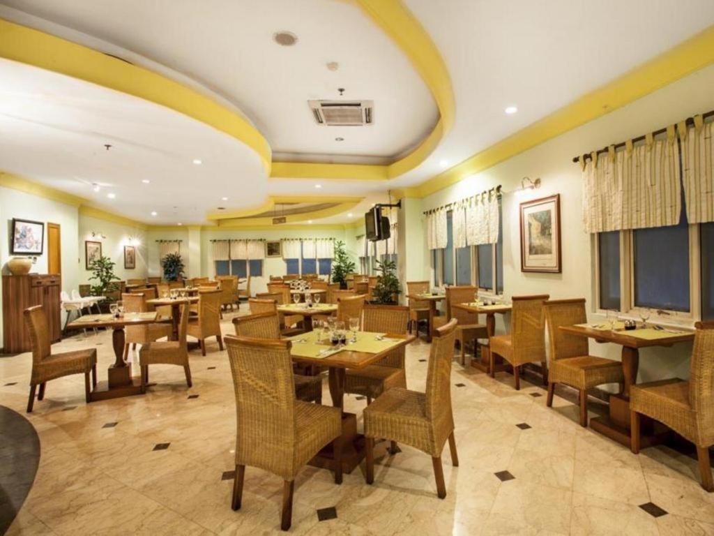 Nalendra Hotel Bandung Exterior foto
