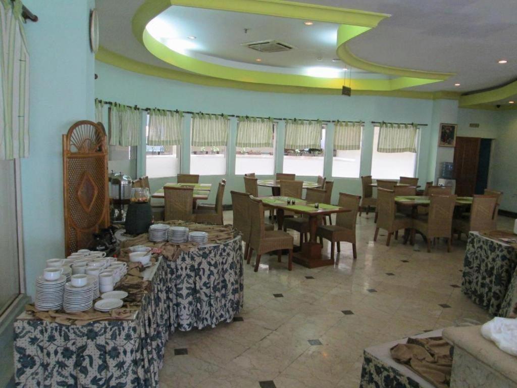 Nalendra Hotel Bandung Exterior foto
